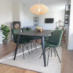 Skandi Tisch & Samtstühle Dunkelgrün - Vigadru I (siebenteilig)